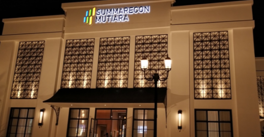 PJU PT. Sinergi Mutiara Cemerlang (Summarecon Makassar) dengan menggunakan BRP371 LED97 90W, Marketing Gallery dan Rumah Contoh menggunakan general lighting.